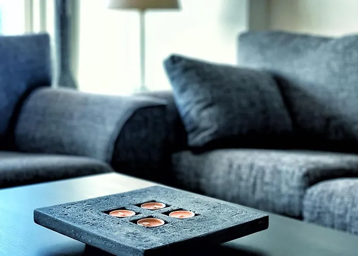 Artistic And Luxurious Apt With Sea View. Beach Side